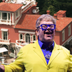 Localizada no topo do Mont Boron, com vários quartos e 1.020 m² de área construída: Elton John mantém uma tradicional vila dos anos 1920 em Nice, na França; 'palácio amarelo' do eterno Rocketman exala sofisticação e tem vista panorâmica para o Mar Mediterrâneo