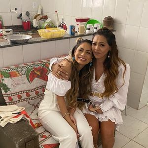 Lexa acabou envolvida indiretamente em mais um barraco de 'A Fazenda 18' entre sua mãe, Darlin Ferrattry, e Giovanna Gold por causa das fotos dos filhos da empresária