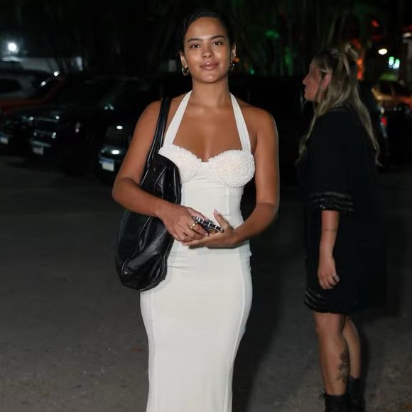 Taís Araújo e Bella Campos brilham em looks minimalistas durante noite de estreia da novela