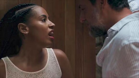 Molina (Rodrigo Lombardi) irá mandar capanga torturar Viola (Gaz) em cena secreta de 'Mania de Você'