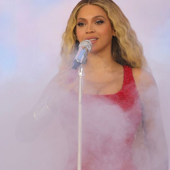 Beyoncé convive com a psoríase