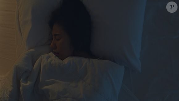 Você já experimentou a sensação de estar plenamente consciente, mas não consegue se mexer, falar ou sequer abrir os olhos? Em casos ainda piores, deparou-se com alucinações?