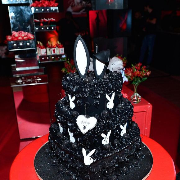 Mirella mergulhou de cabeça no universo da Playboy para criar um ambiente que unisse glamour e erotismo