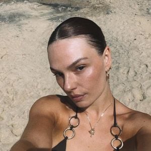 Polícia Civil do Rio prendeu homem que perseguia Isis Valverde há 20 anos após investigação da Delegacia Antissequestro