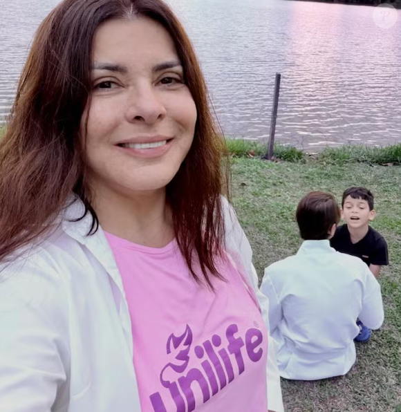 Mara Maravilha na companhia do marido e do filho Miguel Benjamim, de 6 anos