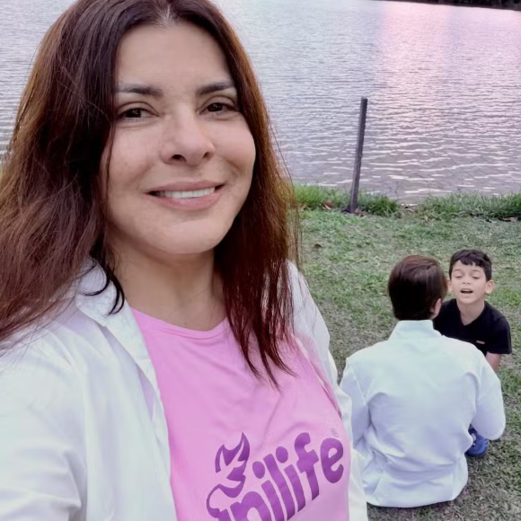 Mara Maravilha na companhia do marido e do filho Miguel Benjamim, de 6 anos
