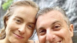Aos 51 anos, Angélica impressiona a web ao surgir em foto rara com Luciano Huck tirada há 22 anos: 'Envelheceu 2 minutos só'
