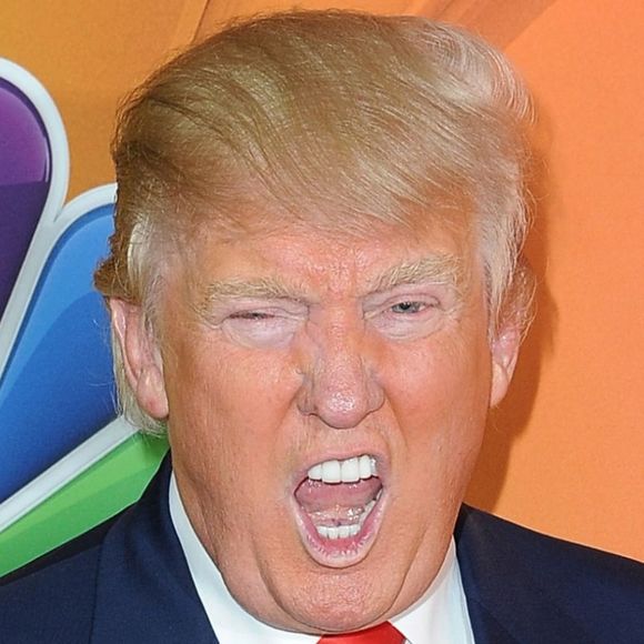 Donald Trump já criticou o ator George Clooney.