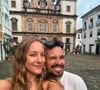 Lucas Borbas está noivo da fonoaudióloga Diulia Loregian, com quem já planeja um casamento intimista