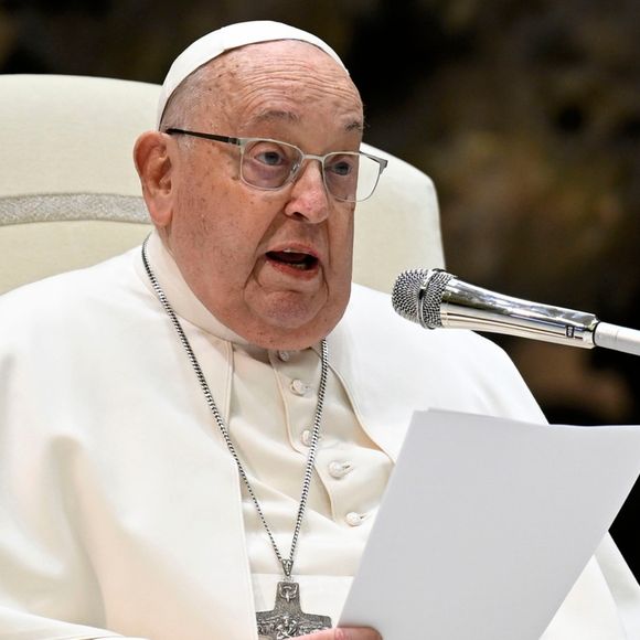 Como está o Papa Francisco hoje, 4 de março de 2025? 'O Papa dormiu a noite toda e mantém seu repouso', disse o Vaticano