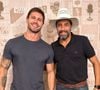 Jonas Sulzbach e Alberto Cowboy participaram do ‘PodDelas’ nesta terça-feira (28)