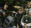 Em 2004, o U2 estava em alta no mundo do rock e tinha uma exigência: até então, nunca tinham disponibilizado suas músicas para campanhas publicitárias