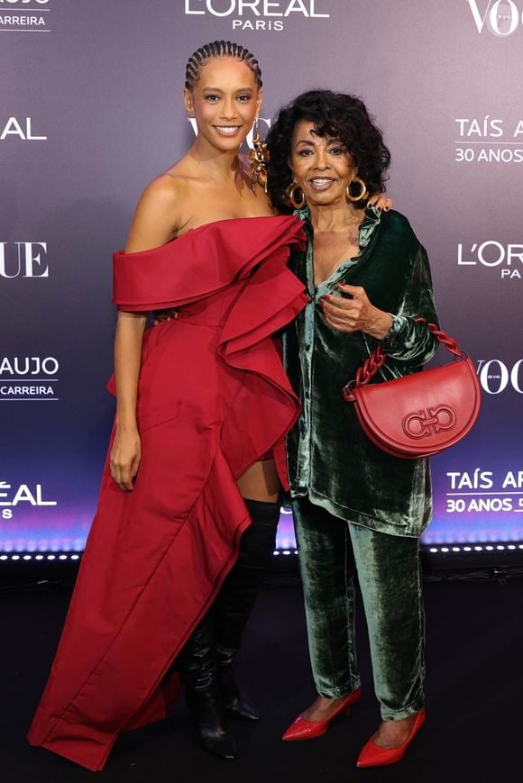 Taís Araújo com a mãe, Mercedes Araújo