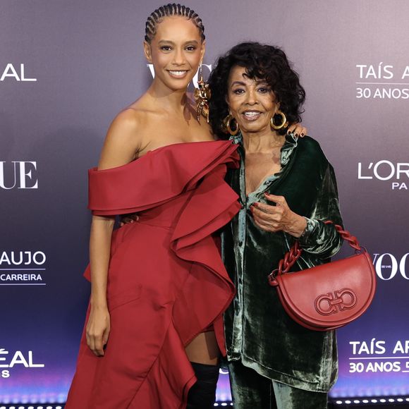 Taís Araújo com a mãe, Mercedes Araújo