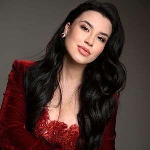 Sensitiva Izadora Morais se apresenta como ‘vidente das celebridades e dos políticos’