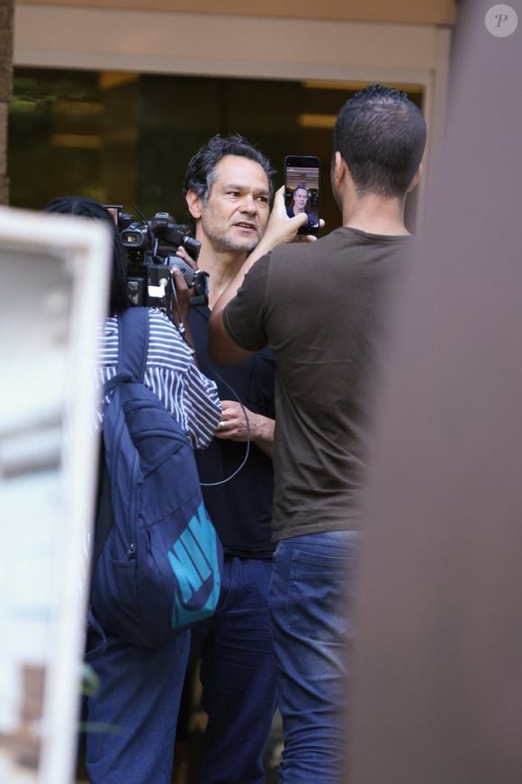 Corpo de Gracindo Jr. foi velado no Rio: ator deixou 4 filhos entre eles o também artista Gabriel Gracindo