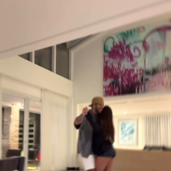 Após término com Ana Castela, Zé Felipe é visto em clima íntimo com jovem e levanta rumores de affair