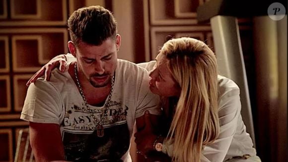 Cauã Reymond confessou que lembrava da mãe, Denise Marques, quando contracenava com Adriana Esteves como Carminha