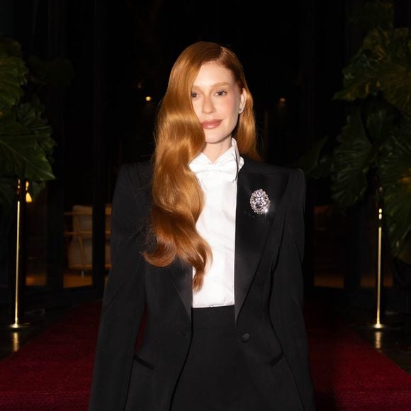 Marina Ruy Barbosa abre sua rotina capilar e revela os cuidados por trás do ruivo icônico