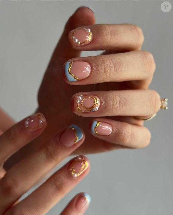 Unha quadrada significa simplicidade na rotina