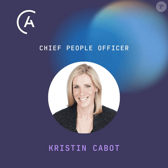 Identificada como Kristin Cabot, a funcionária flagrada com o CEO é diretora de pessoas da empresa desde novembro de 2024