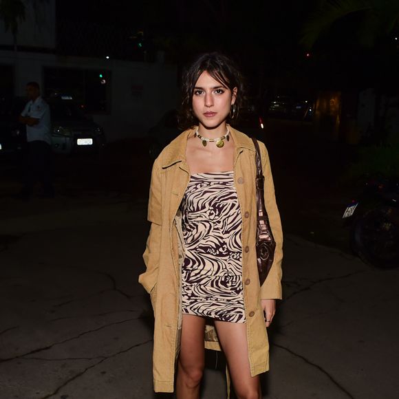 Flora Camolese em festa de confraternização da novela 'Dona de Mim', da TV Globo