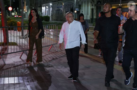 Festa do filho de Angélica e Luciano Huck contou com a presença do pai do apresentador, Hermes Marcelo