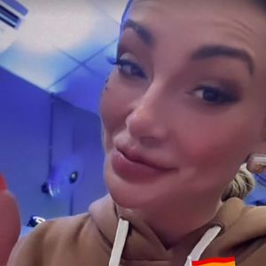 Andressa Urach mostrou que passou a frequentar uma igreja inclusiva