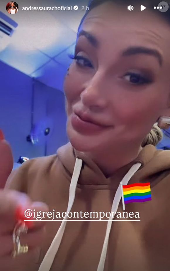 Andressa Urach mostrou que passou a frequentar uma igreja inclusiva