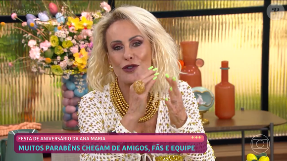 Segundo a psiquiatra, Ana Maria Braga decorou uma árvore em tons de azul e branco, mas optou por mudar a decoração faltando 10 dias para o Natal