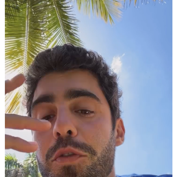 Pedro Scooby disse que, por causa do piolho, está sendo taxado de "escória, o pior pai do mundo", e resolveu tomar uma atitude na web