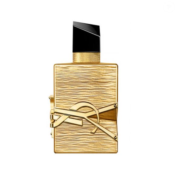 Doce e chique, esse perfume faz parte da família “Libre” da Yves Saint Laurent.