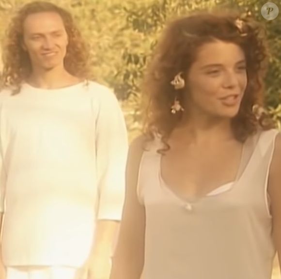 Na novela 'A Viagem', Mylla Christie viveu o espírito de luz Carlota, amiga de Diná (Christiane Torloni)