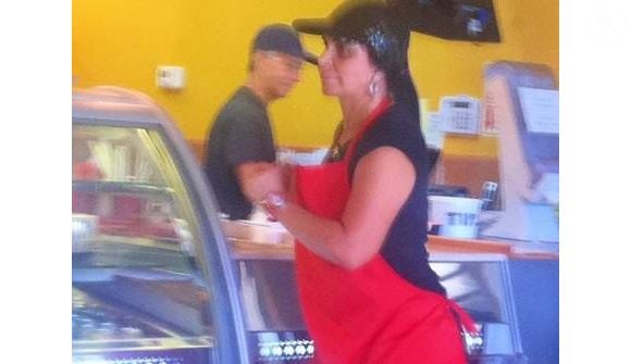 Gretchen confirmou a nova profissão e garantiu que não sentia vergonha. ‘Se tivesse que me prostituir para dar comida aos meus filhos, eu faria’, disparou ao ‘TV Fama’