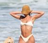 Bruna Marquezine foi fotografada por um paparazzo na Praia de São Conrado, localizada na Zona Sul do Rio de Janeiro