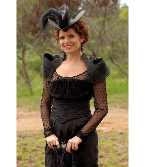 Dois anos depois, em 2011, Débora Bloch apareceu em 'Cordel Encantado', sucesso na TV Globo