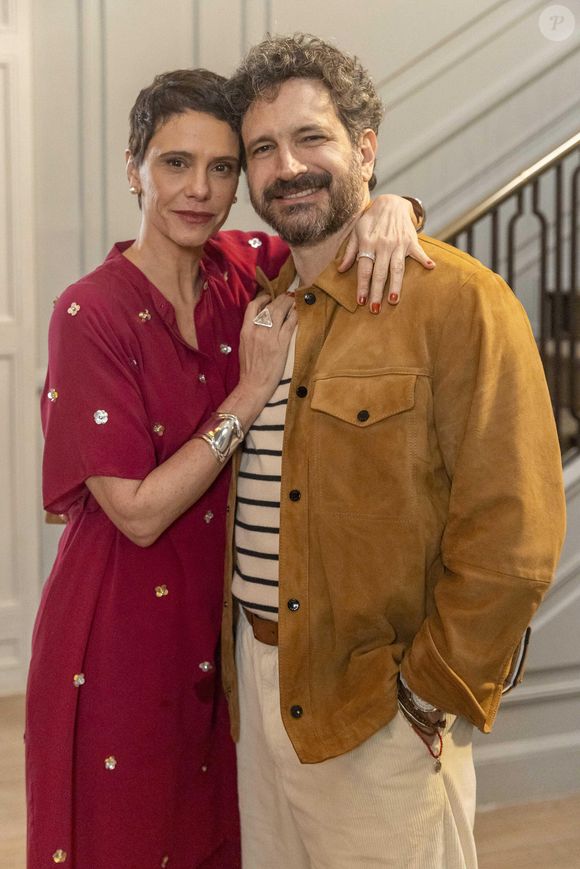 O cheiro de Celina (Malu Galli) foi, sem querer, uma arma de sedução da bilionária