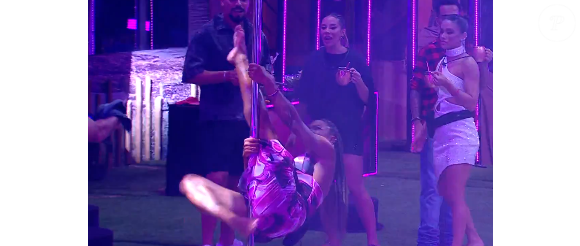 Aline quebra tudo nas festas do 'BBB 25'