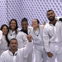 Até quando vai durar o Quarto Branco do 'BBB 26'? Confinados passam dias sem banho, sob ruídos constantes, e web fala em 'tortura'