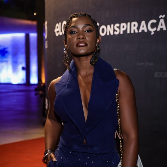 Atriz Erika Januza dá entrada em hospital na Barra da Tijuca após passar mal; veja estado de saúde atualizado