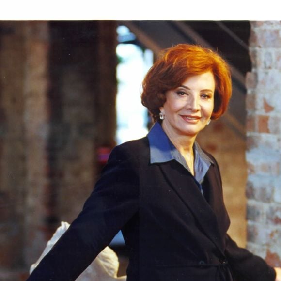 Gloria Menezes acumula papeis marcantes como a Marta na novela 'Torre de Babel', de Silvio de Abreu, em 1998