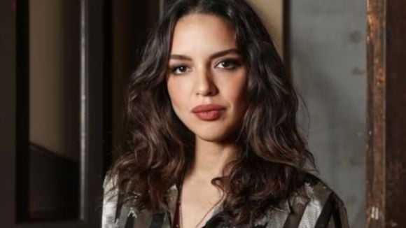 Quem é Irmak da novela 'Coração de Mãe'? Meriç Aral surpreende: longe da irmã vilã de Karsu, atriz tem casamento com astro turco e outra profissão