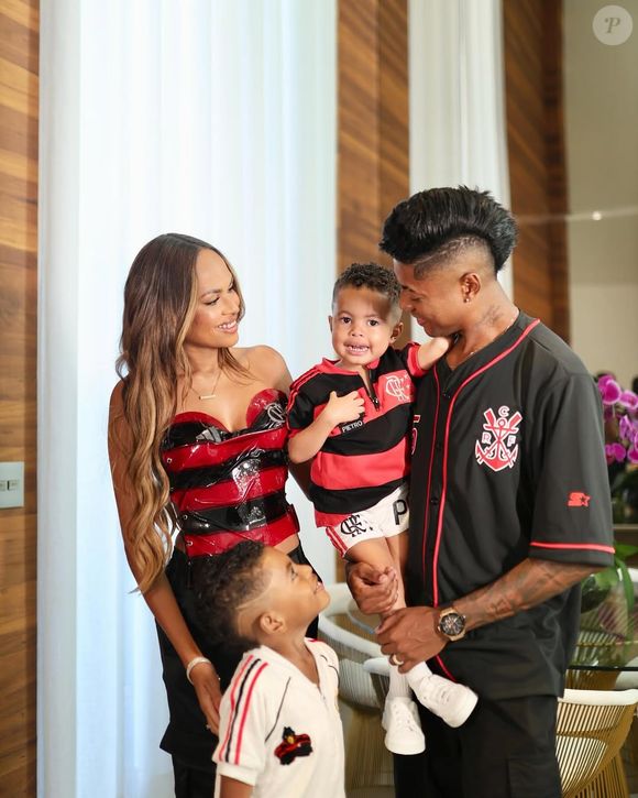 Bruno Henrique e Gisellen se casaram em um dia 27 e, por isso, o jogador usa camisa com esse número pelo Flamengo