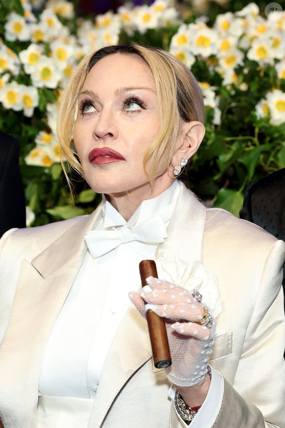 Madonna não gosta de 'Material Girl'