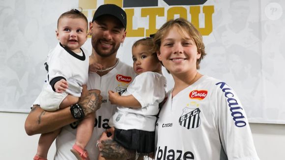 O jogador de futebol Neymar é pai de Helena, de Davi Lucca, Mavie, e da pequena Mel, ainda na barriga de Bruna Biancardi.