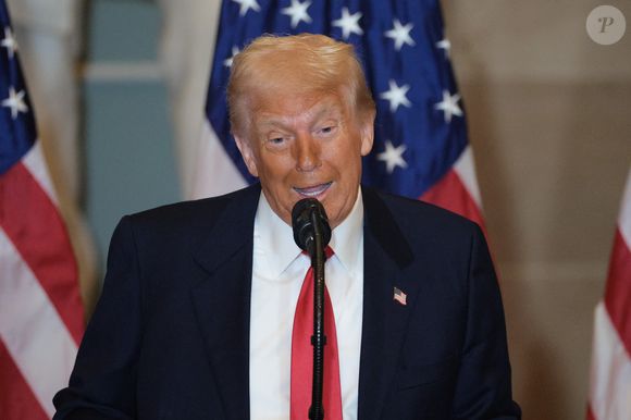 2025: eleito para seu segundo mandato, Donald Trump participa de um evento político