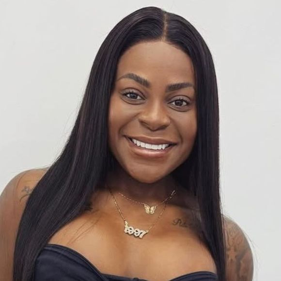 Cantora compartilha rotina intensa de treinos e celebra vitória pessoal