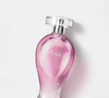 Quem sentia saudade do perfume que marcou os anos 80 encontrou no Anni uma releitura delicada, romântica e perfeita para o dia a dia