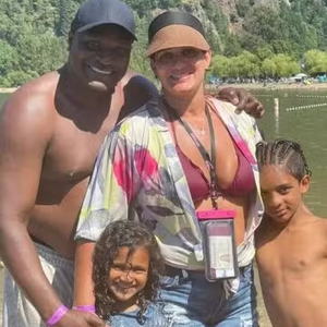 Apesar da repercussão nas redes sociais, Gabriela garantiu que a história não foi uma surpresa para ela. O relacionamento entre Jacaré e Sheila teria acontecido pouco antes de ela conhecer o dançarino, ainda no final dos anos 1990.