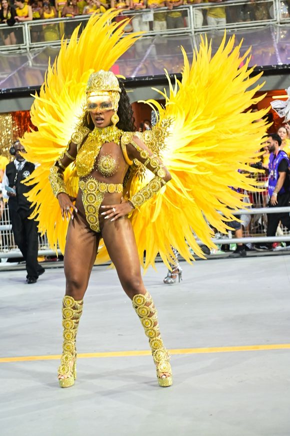 Carnaval 2026 apuração do Grupo Especial de SP: notas fracionadas variam de 8.0 a 10.0 e a mais baixa de cada um dos 9 quesitos é descartada